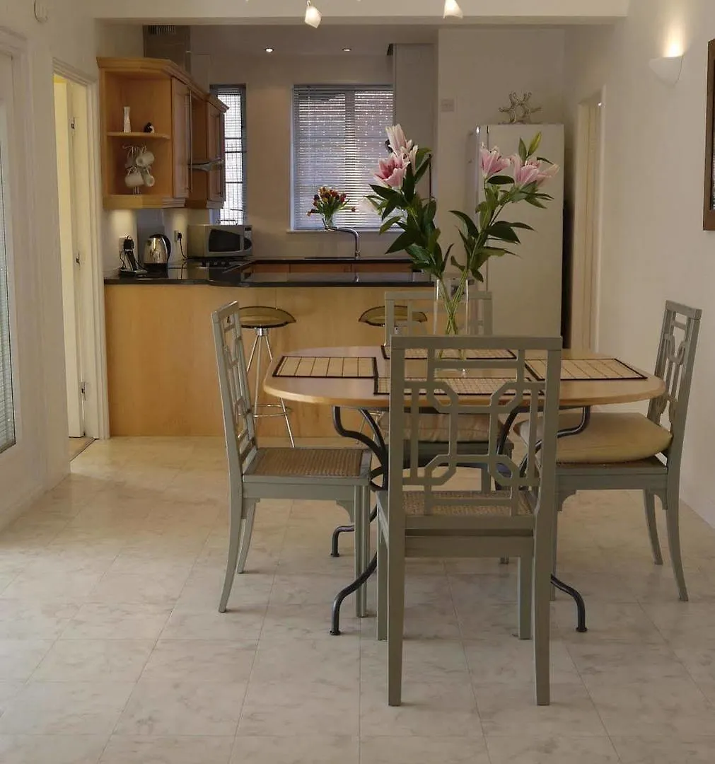 Moor Court Apartments Week2Week Newcastle Upon Tyne